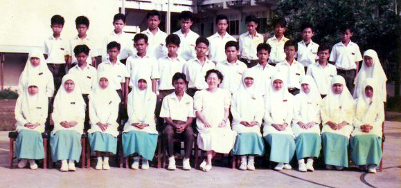 Tingkatan 3A 1990 SMK KINABUTAN TAWAU