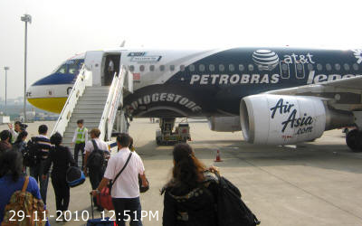 AirAsia uses Terminal D of Shenzhen Bao'an International Airport
