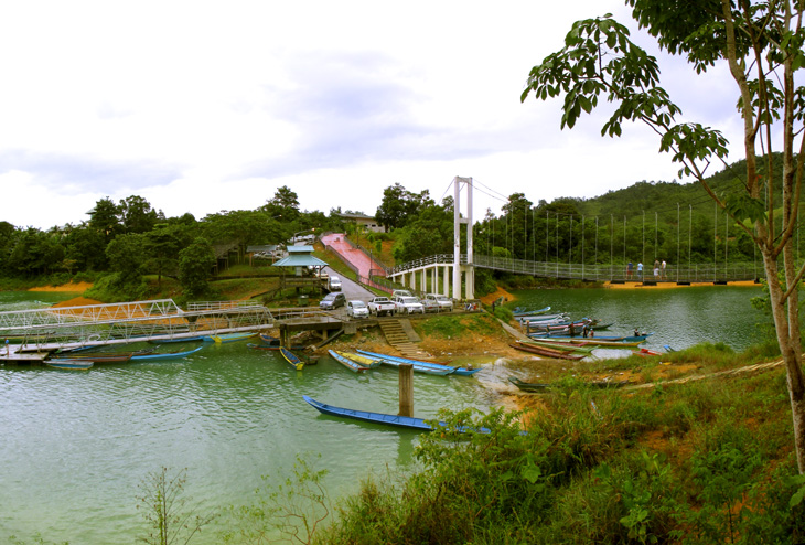 Suspension Bridge and Jetty at Batang Ai Lake Recreation Park