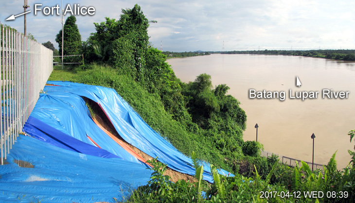 Landslide at Fort Alice beside Batang Lupar River 