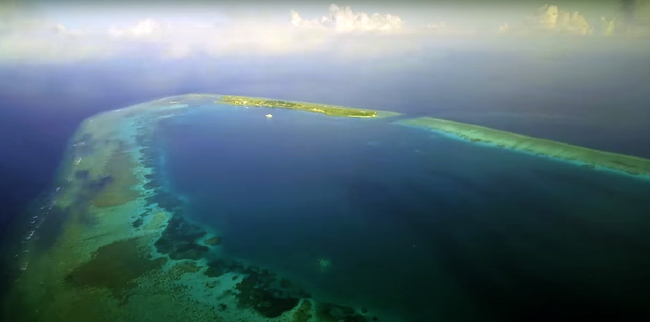 拉央拉央島 Layang-Layang Island
