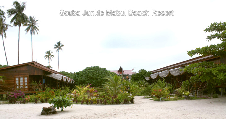 Scuba Junkie drive center on Mabul Beach Resort 