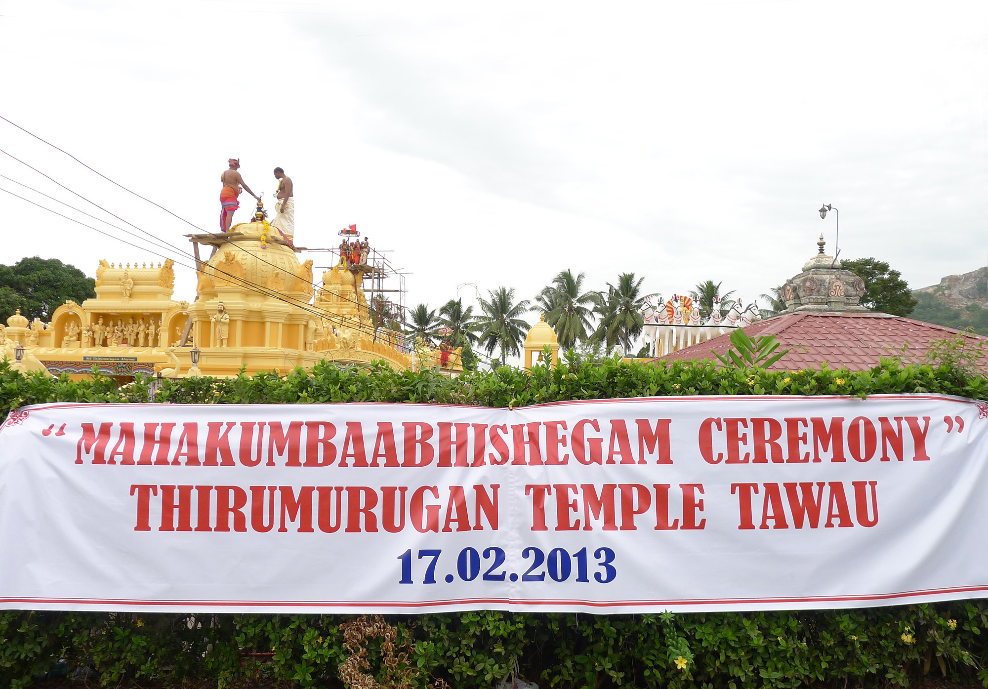 Kumba Ahisegam ceremony at Thirumurugan Temple Tawau