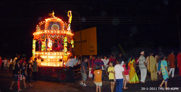 THAIPUSAM 2011 - CHARIOT PROCESSION